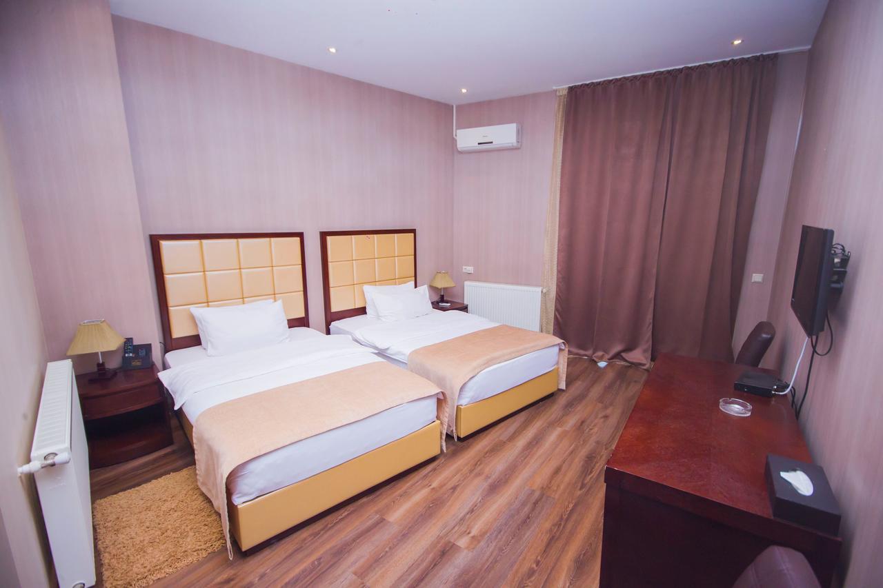 Hotel Orion Budget Tbilisi Exterior photo