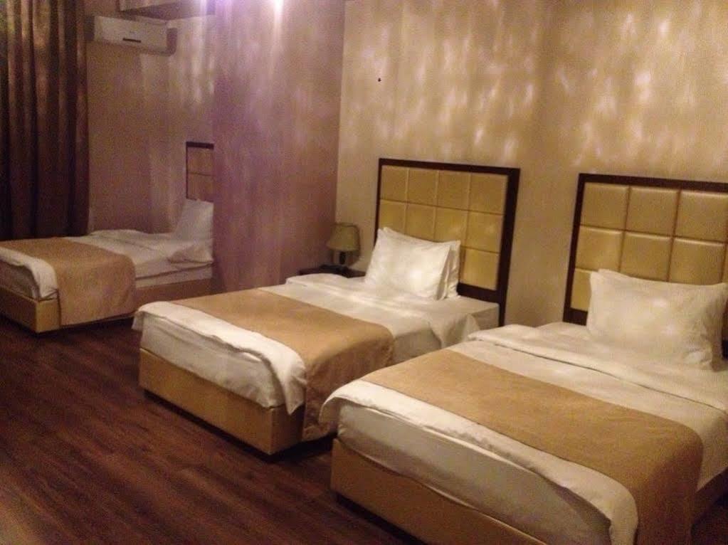 Hotel Orion Budget Tbilisi Exterior photo